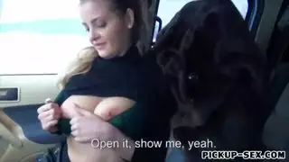 أجساد سماوية: مصرية عاهرة في إباحية قوية