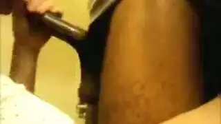 زوجة ملتلة تأخذ قضيبين بعمق