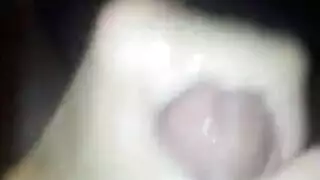 سمينة وعارية، هي بحاجة لممارسة جنس جيدة