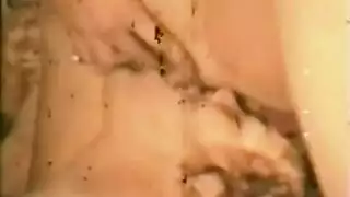 عاهرات أنيقات من الطبقة الراقية تستضيف حفلة تعجيز قاسية