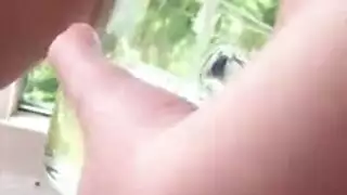 بنت تبول وتزرب بلمرحاذ