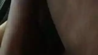 تحفيز كس جامح يؤدي إلى ركوب جنسي قوي