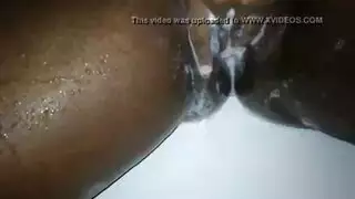 كس كاساندرا المنقوع مصمم للإمساك بقضيب قاسٍ