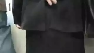 إباحي شرجي: مطلقة ناضجة تأخذ كل بوصة من قضيب شاب في طيزها