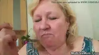 سحاقيات لعق وجنس فموي صريح