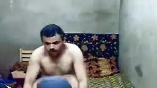 بورنو مصري عنيف: رجل ينيك شرموطة بكل الأوضاع الجنسية