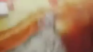 امرأة عراقية ناضجة تمتلئ بقضيب مصري ضخم