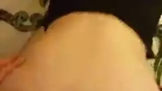 إجراءات لسان عميقة تؤدي إلى جنس قاسي