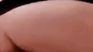 رحلة قطار عامة تتحول إلى حركة إكس إكس إكس