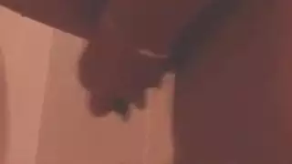 وضعية الكلب إكس إكس إكس رجل يمارس الجنس مع حيوانه الأليف