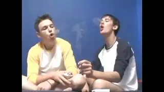 ألعاب الأطفال الوثن التدخين مفلس الآسيوية