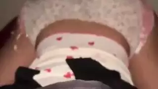 استمناء محجبة إباحي: تدليك فرجها المسلم الضيق بأصابعها