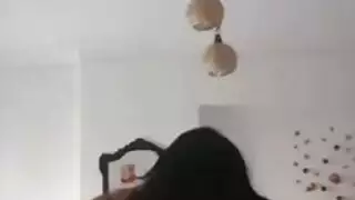 اضطرابات وأثداء: شريط سحاقي صريح لطاقم المقصورة