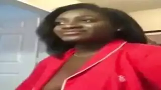 استمناء يستحق الإباحية: سراويل وردية ومرآة ونشوة عالية