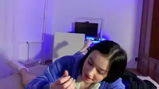 فتحات عذراء تتمدد بوحشية نجم إباحي