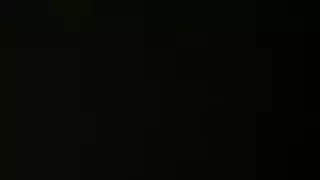 فتاة تضرب السابعه والنصف