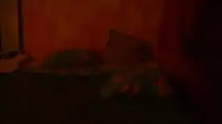 فتاة برازيلية تمتلئ شعر كسها بقضيبين