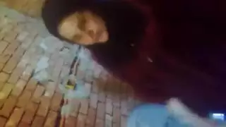 خطيبة تستعد: مداعبة قوية تؤدي لجنس إباحي