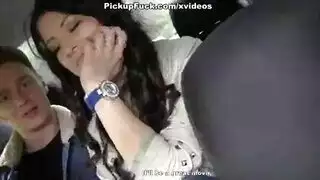 فرنسيه جامده تتناك جماعي في الحديقة