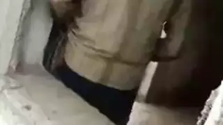 فتيش أقدام صريح: مص وانتشار مع ميلفتين ساخنتين