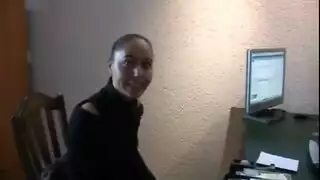 جميلة محجبة وهولندية تشاركان في مثلية ثلاثية مثيرة