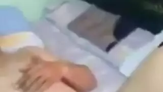 مقطع جنس جماعي مصري: عدة كسات تُلحس وأزبار تُمص حتى الجفاف