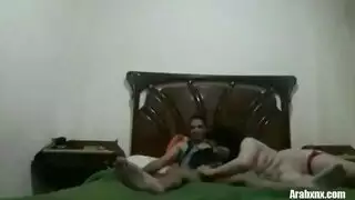 مص عميق وشرج خشن