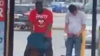 موعد عارض يتحول إلى فعل جنسي صريح