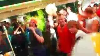 رضع لبن الزوجه