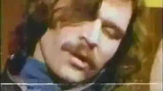 حفلة جنس كلاسيكية: تلميذات أجنبيات جماعية مع إنهاء داخلي