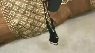 تبادل ثلاثي صريح: فتاتان مثليتان تجعلان الشبان ينكحون بعضهم