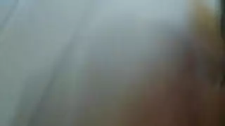 الديك الأسود الكبير موجود بالفعل في كسها المشعر ، فماذا ستفعل