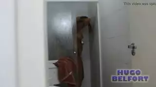 هزات عيد الميلاد: هدية ميليسا من صديقها تتحول إلى جنس صريح