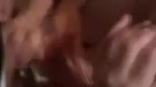 خلف الكواليس: زميلي في التمثيل ينيكني بدلاً من التصوير