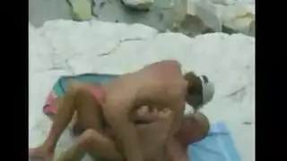 لقطات مقربة للفرج أثناء الجنس الصريح