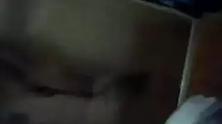 بورن عربي غريب: شرج جماعي لمراهقة مغربية