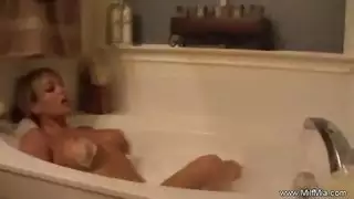 اعلانات الاكس