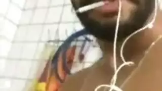 هز مؤخرة ترانس يؤدي إلى جنس مزدوج