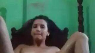 أفلام إباحية مترجمة: جنس جامح مع فتيات شقراء أجنبيات