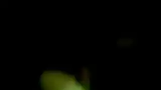 منقبة بهدومها