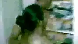 مص الوحش الديك أبيض