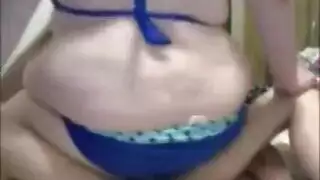 شيميلات حافلات تمارس الجنس الجماعي الصريح